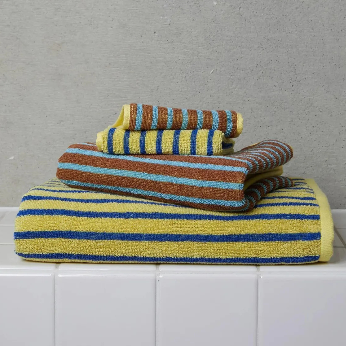 バスタオル ギフトセット シルク入り ストライプ柄 リバーシブル 2枚セット 新築祝い 結婚祝い 引越し祝い 内祝い