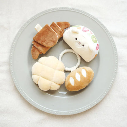 出産祝いにおすすめ ベビーギフト 洗濯できる布おもちゃ もちっとラトル 「こぐまくんの焼きたてパン」