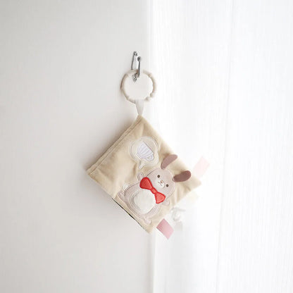 出産祝いにおすすめ ベビーギフト 洗濯できる布絵本 「うさぎたちのお茶会」