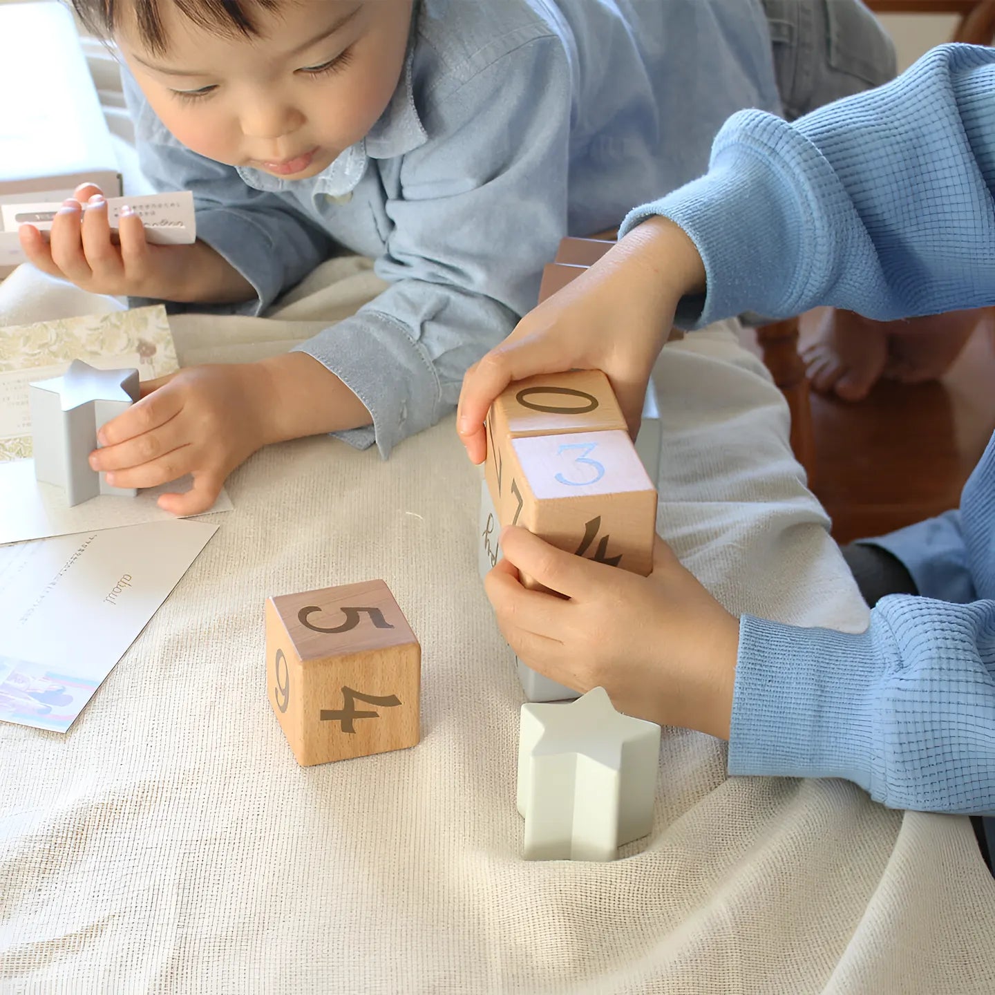 出産祝いにおすすめ ベビーギフト アニバーサリーつみき coccole story 木製 知育玩具