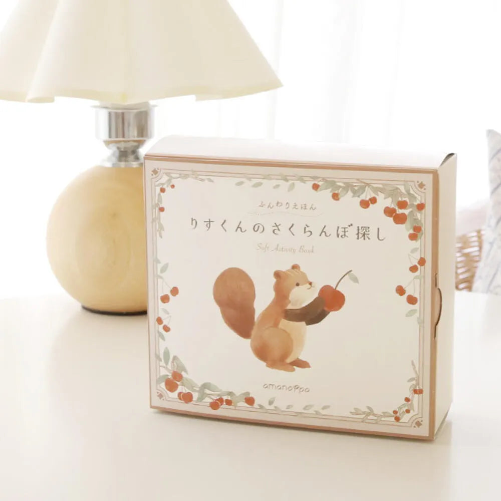 出産祝いにおすすめ ベビーギフト 洗濯できる布絵本 「りすくんのさくらんぼ探し」