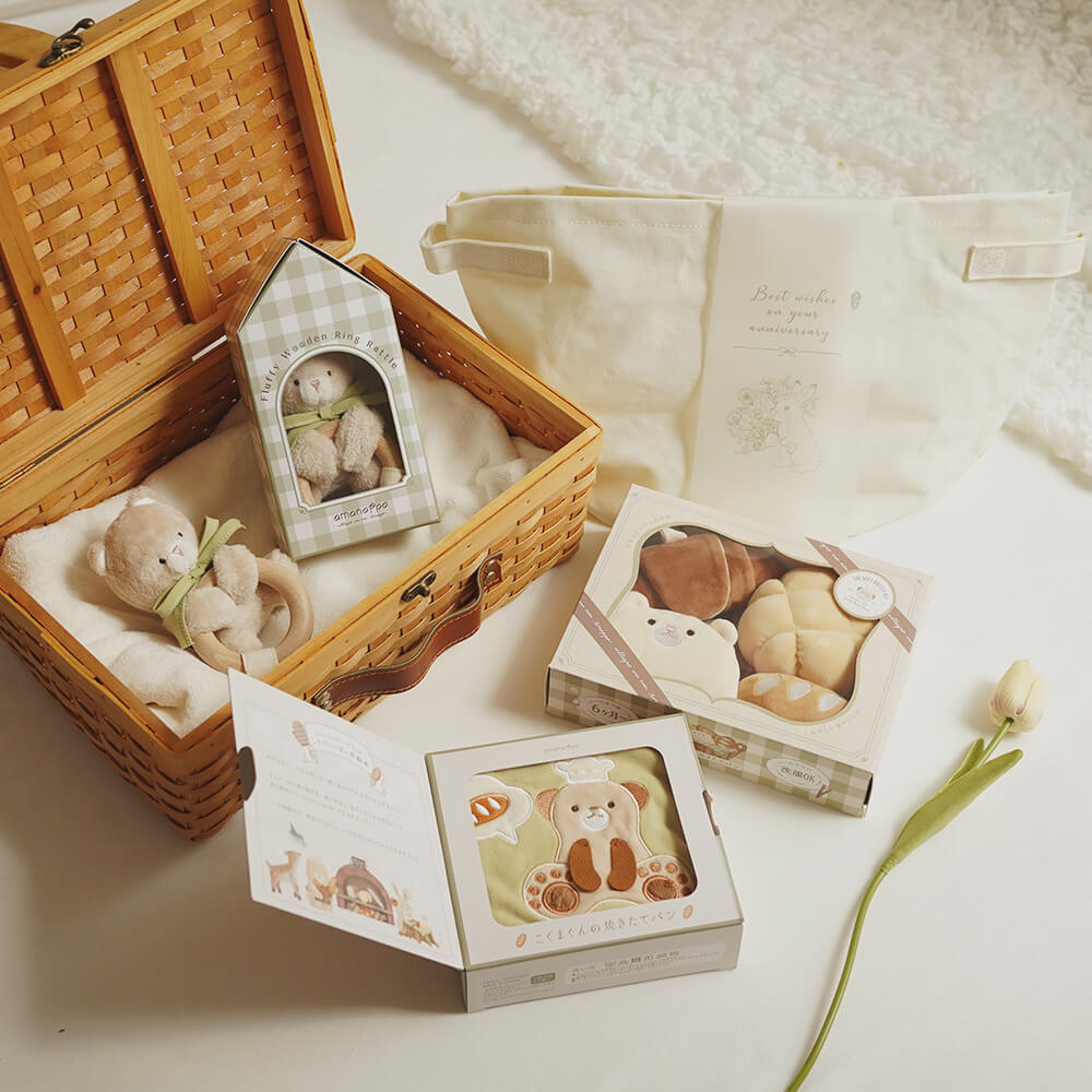 出産祝いにおすすめ あまのっぽ amanoppo ベビーギフト こぐまくんのおもちゃ3点セット 洗濯できる布えほん・パンのラトル・こぐまくんのラトル （有料ラッピング不可）