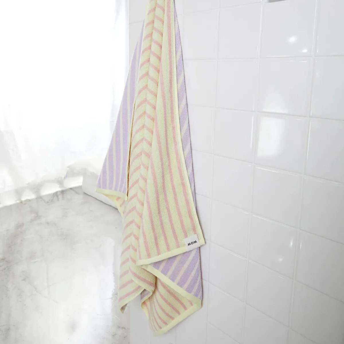 バスタオル ギフトセット シルク入り ストライプ柄 リバーシブル 2枚セット 新築祝い 結婚祝い 引越し祝い 内祝い