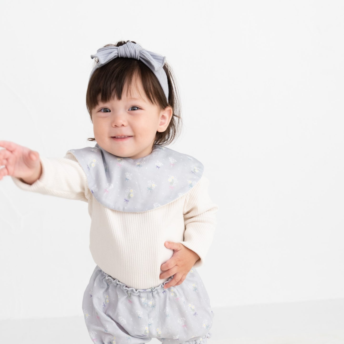 出産祝いギフト スタイとブルマとリブヘアバンドの3点セット 日本製 花柄 Lien de famille ピンク ブルー
