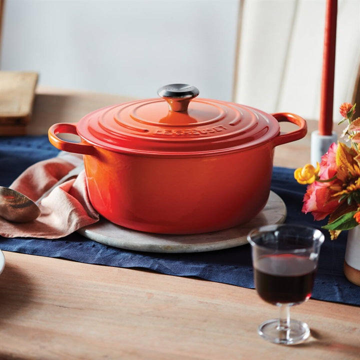 ル・クルーゼ LE CREUSET シグニチャー・ココット・ロンド 20cm チェリーレッド オレンジ 【お取り寄せ商品】